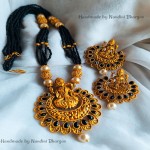 black-beads-lakshmi-pendent-necklace