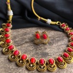 antique-ad-stone-necklace-03