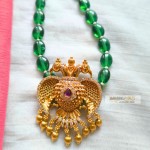 handmade-beaded-necklace-02