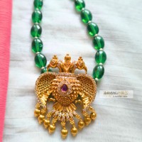 Handmade beaded Necklace-02