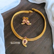 Antique Chocker-04
